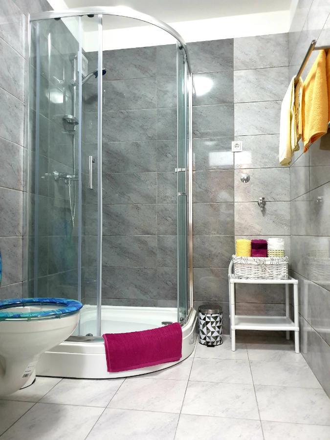 Apartment Mon Cheri-Located In A Quiet Neighbourhood Near Beaches Free Parking PUY Eksteriør bilde